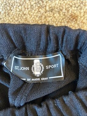 St. John Sport by Marie Gray Black Knit Pants with Pockets